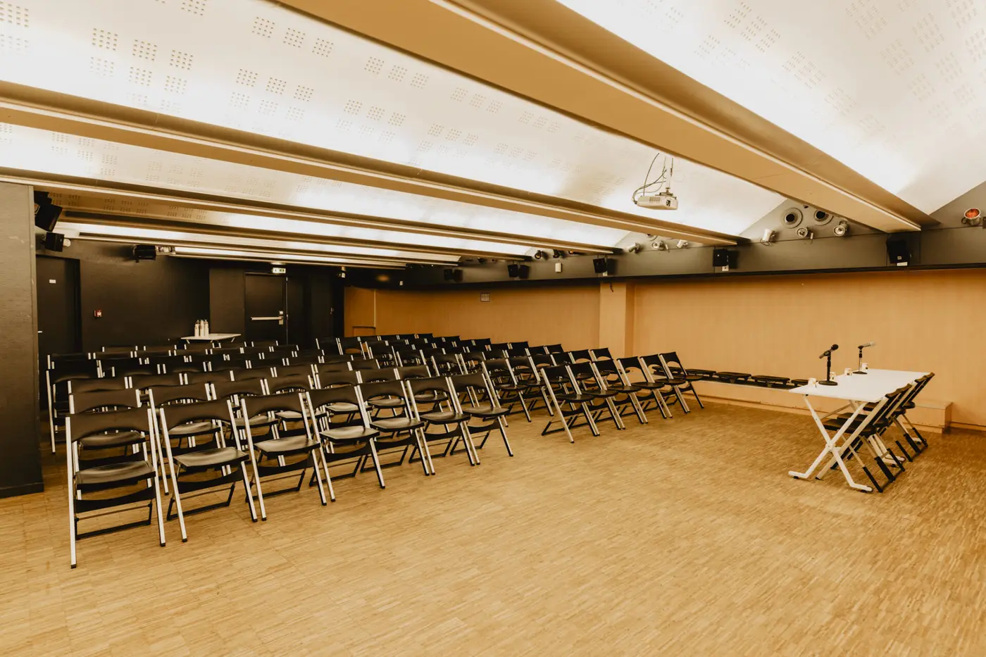 FIAP Jean Monnet, centre de congrès, Paris 14e, jusqu'à 196 personnes — photo 3