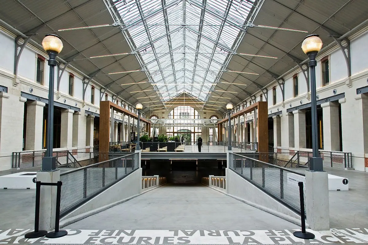 Le Centquatre, Paris 19e