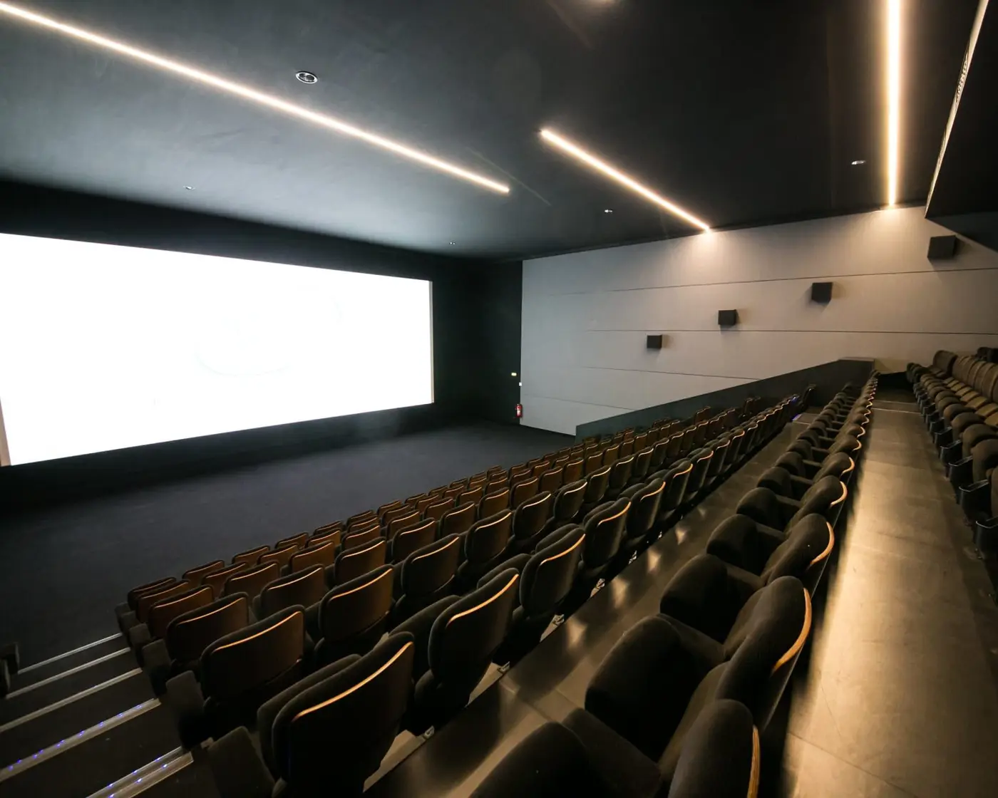 UGC Ciné Cité Paris 19, Paris 19e